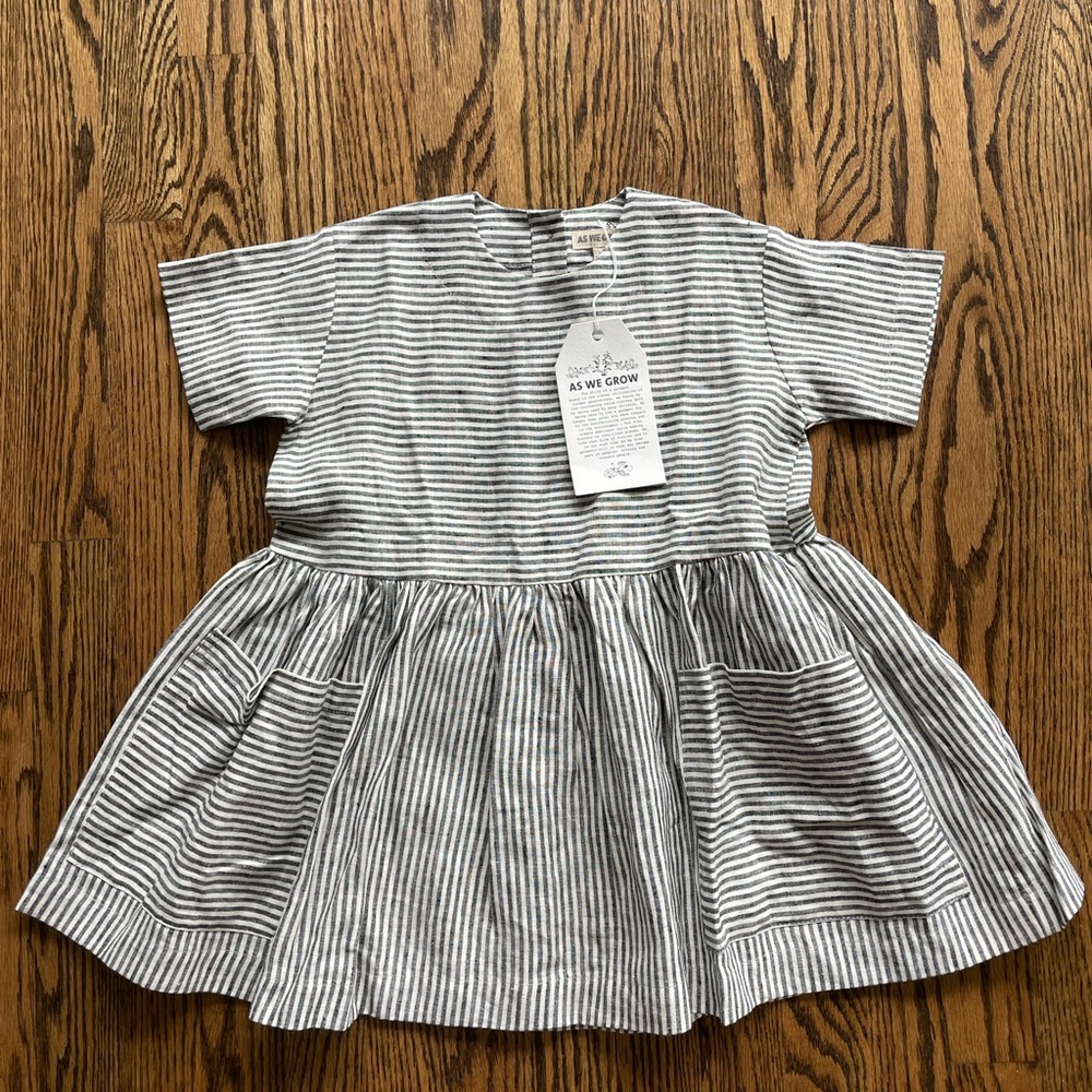 Toddler girl’s pocket linen dress dress, sustainable luxury fashion from Iceland